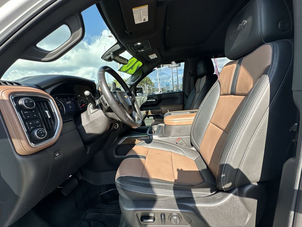 Used 2020 Chevrolet Silverado 1500 High Country w/ Technology Package image 19