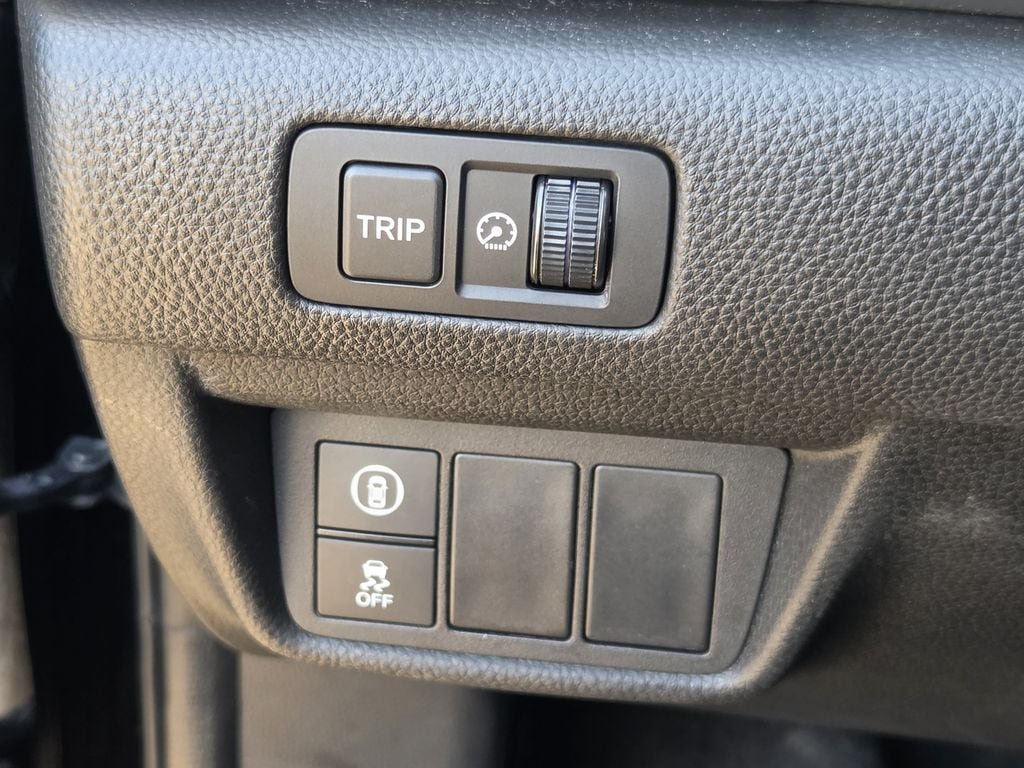 Used 2018 Honda Accord LX image 24