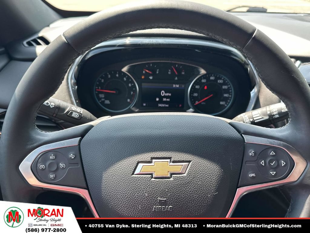 Certified 2023 Chevrolet Traverse LT FWD image 19