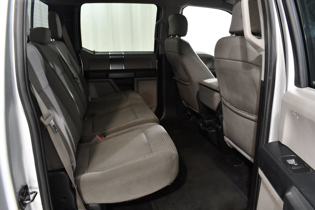 Used 2017 Ford F150 XLT w/ Equipment Group 302A Luxury AWD/4WD image 19