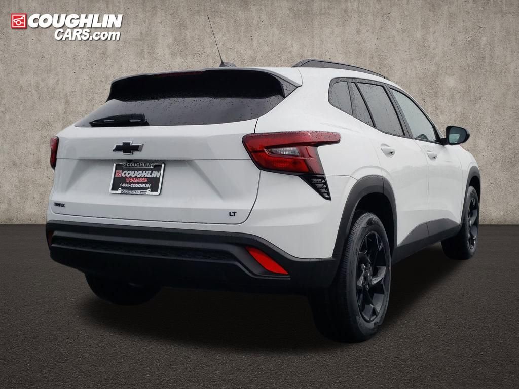 New 2026 Chevrolet Trax LT w/ Driver Confidence Package image 5