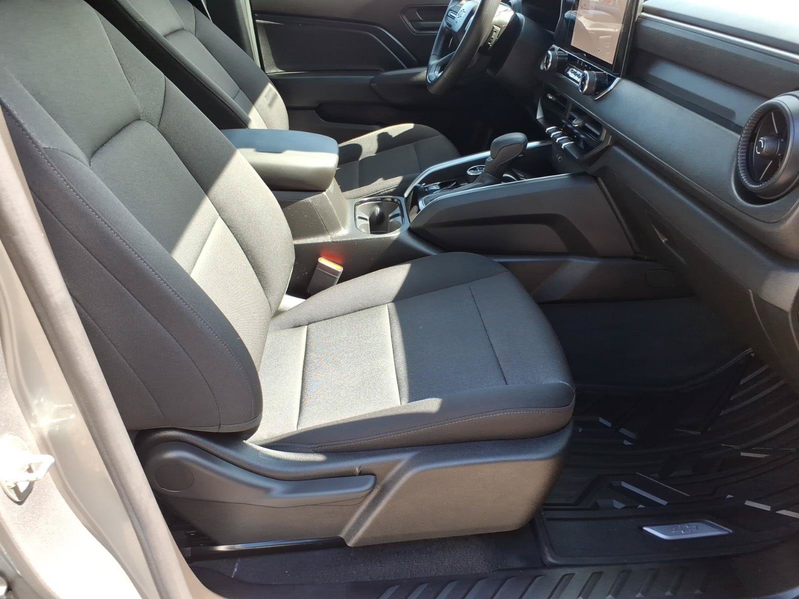 Certified 2024 Chevrolet Colorado Trail Boss w/ Advanced Trailering Package AWD/4WD image 9