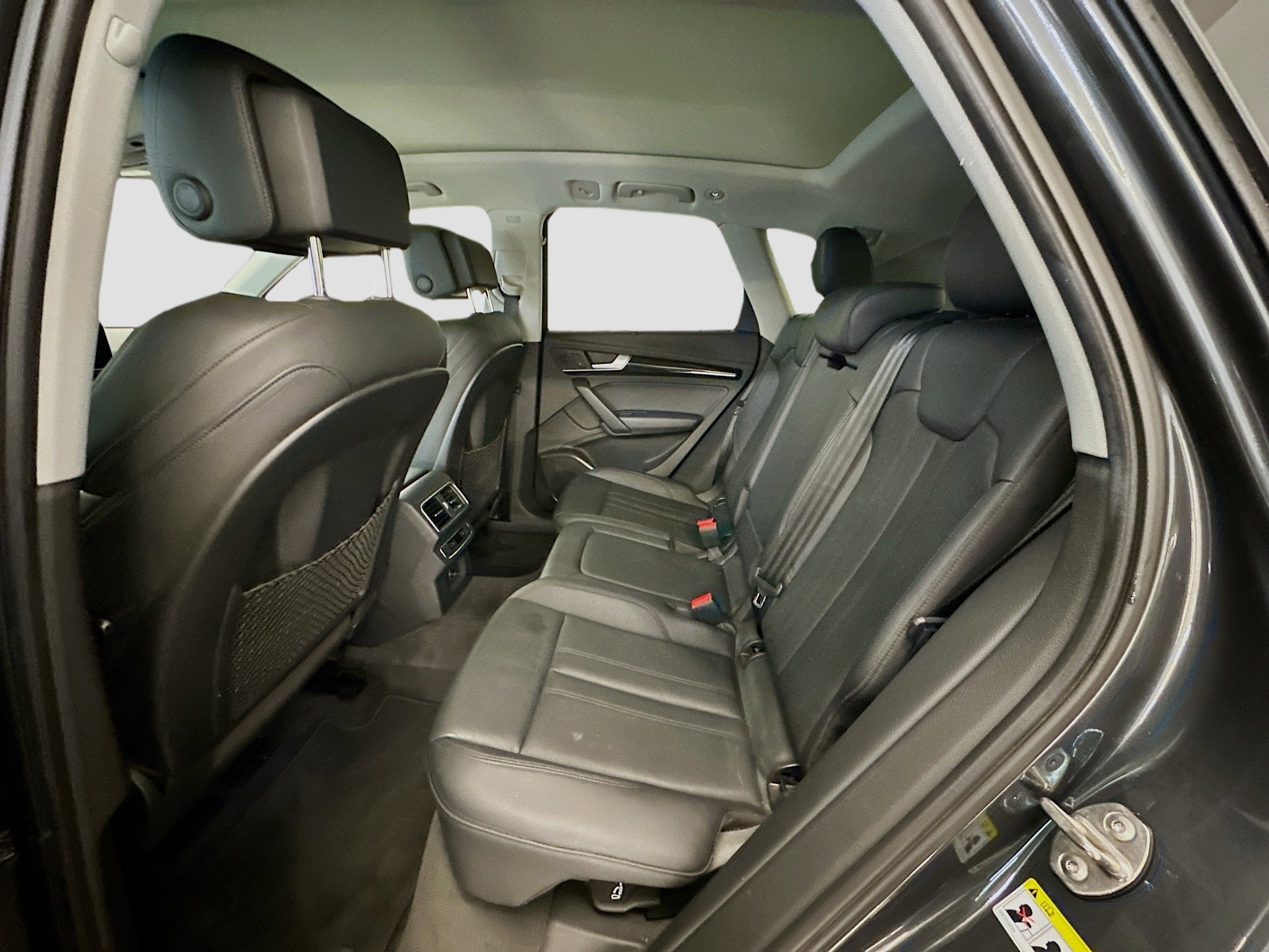 Used 2018 Audi Q5 2.0T Premium Plus w/ Premium Plus Package image 29