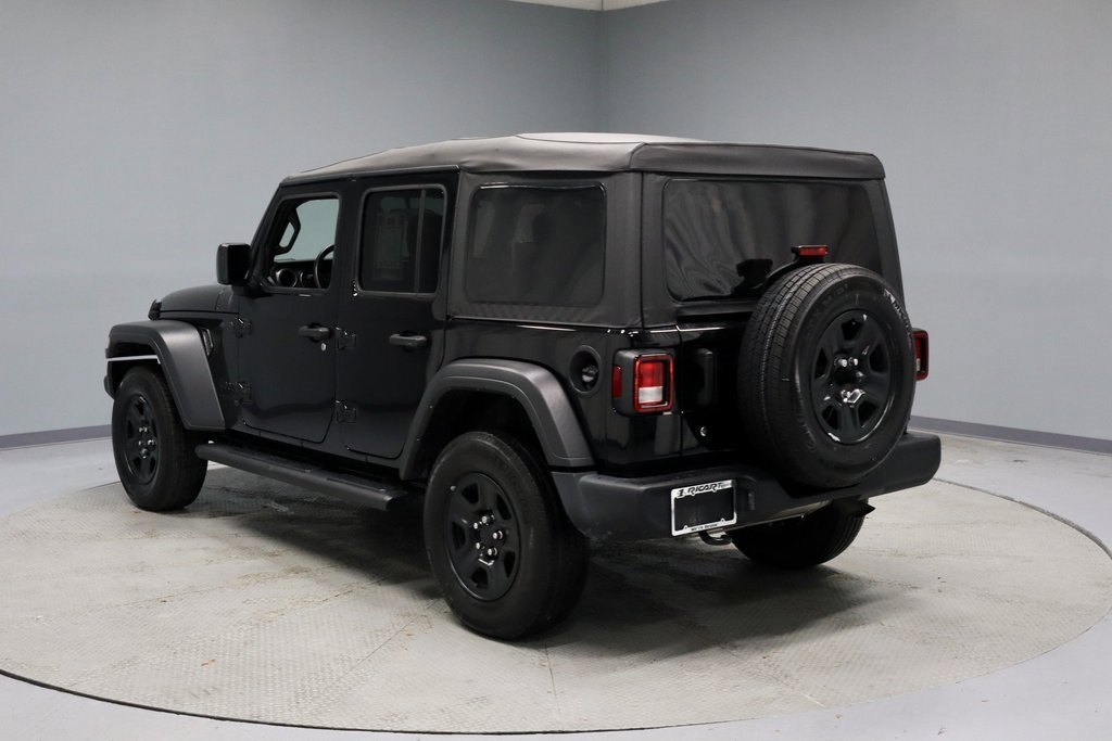 Used 2023 Jeep Wrangler Sport image 8