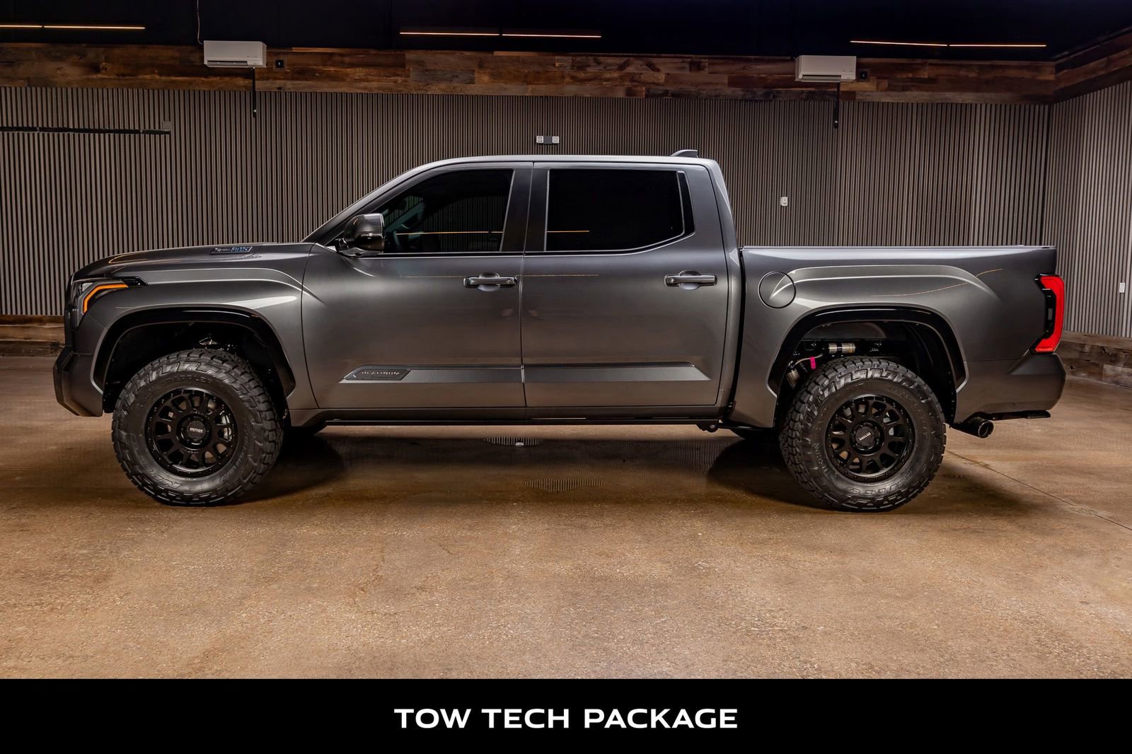 Used 2025 Toyota Tundra Platinum image 6