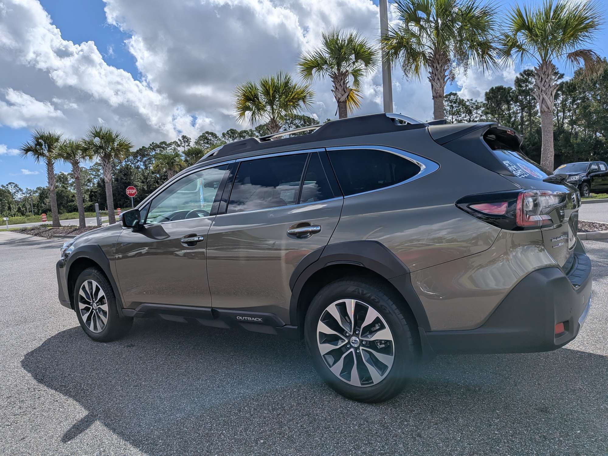 Certified 2025 Subaru Outback Touring XT w/ Popular Package #2 AWD/4WD image 5