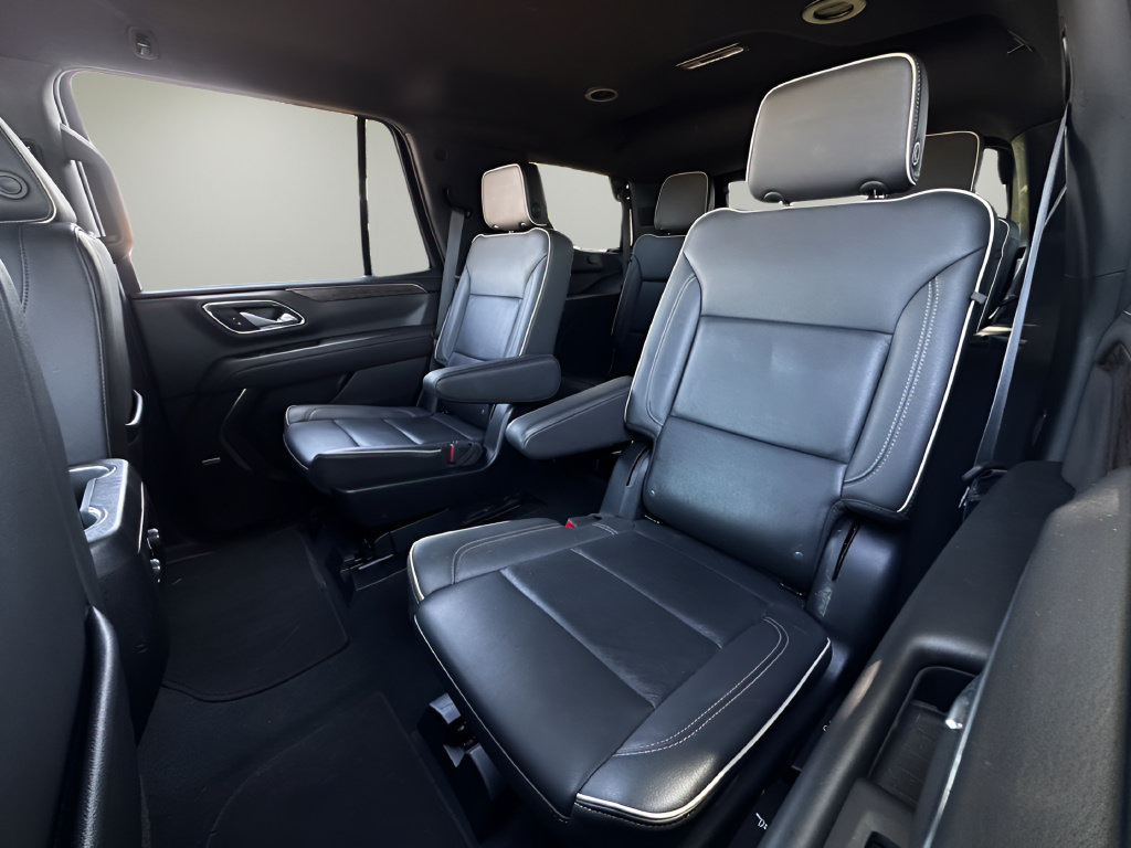 Used 2024 Chevrolet Tahoe Premier RWD image 17