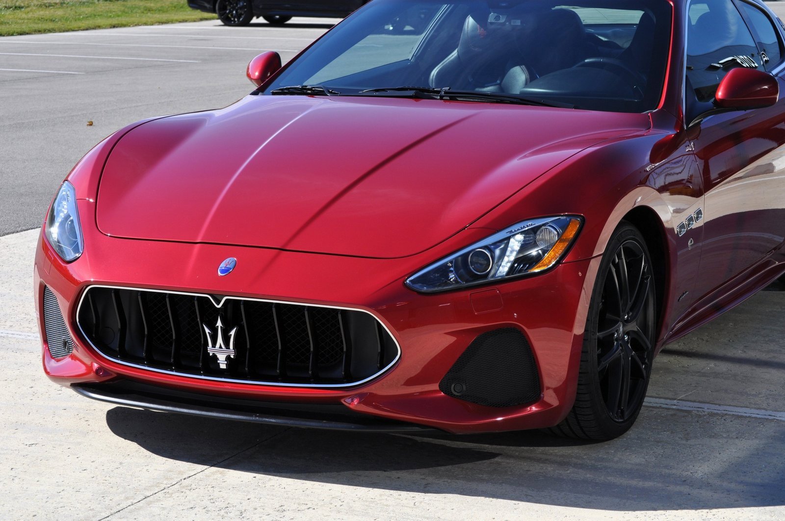 Used 2018 Maserati GranTurismo Sport image 11