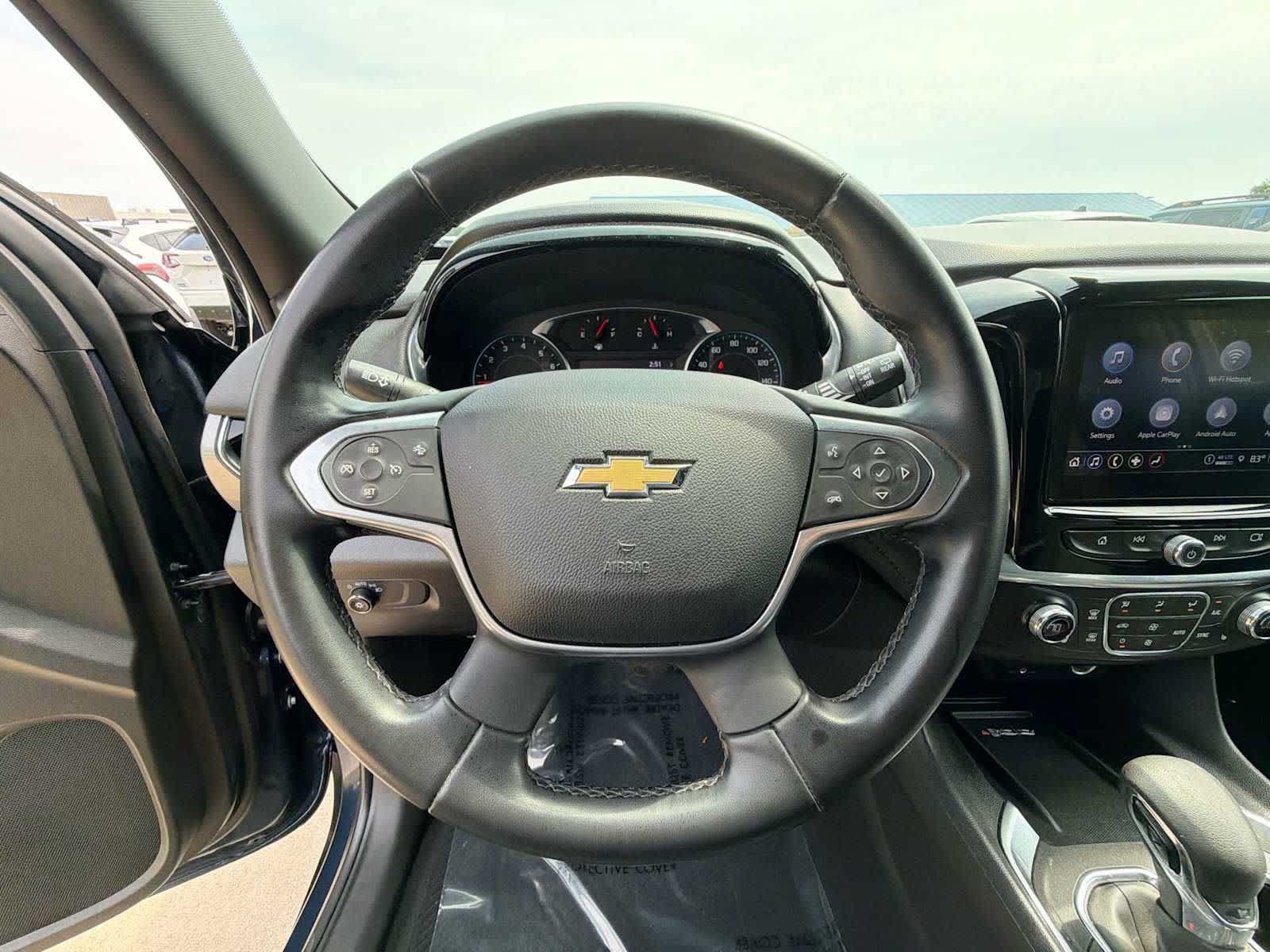Used 2023 Chevrolet Traverse LT AWD/4WD image 19