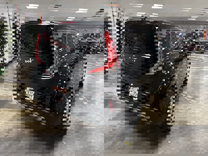 Used 2024 Kia Soul LX w/ Option Group 015 image 12