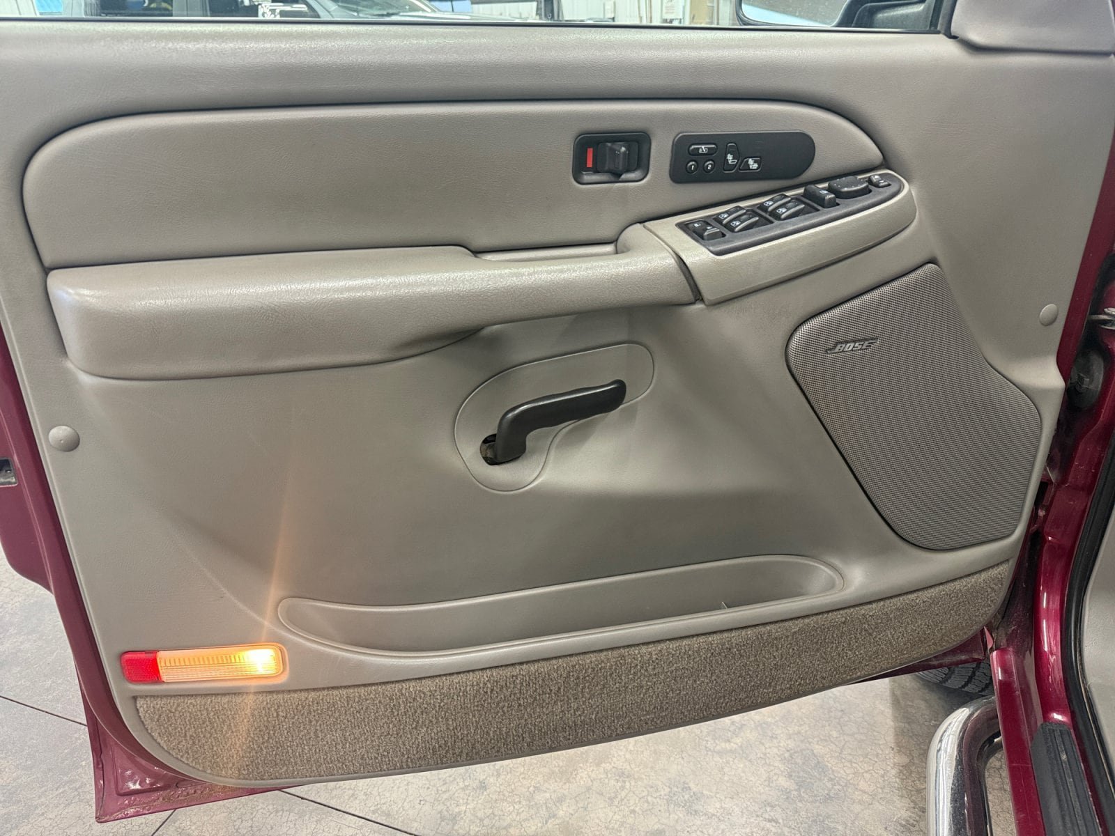 Used 2004 Chevrolet Silverado 1500 4x4 Crew Cab w/ Z71 Convenience Package 2 image 24