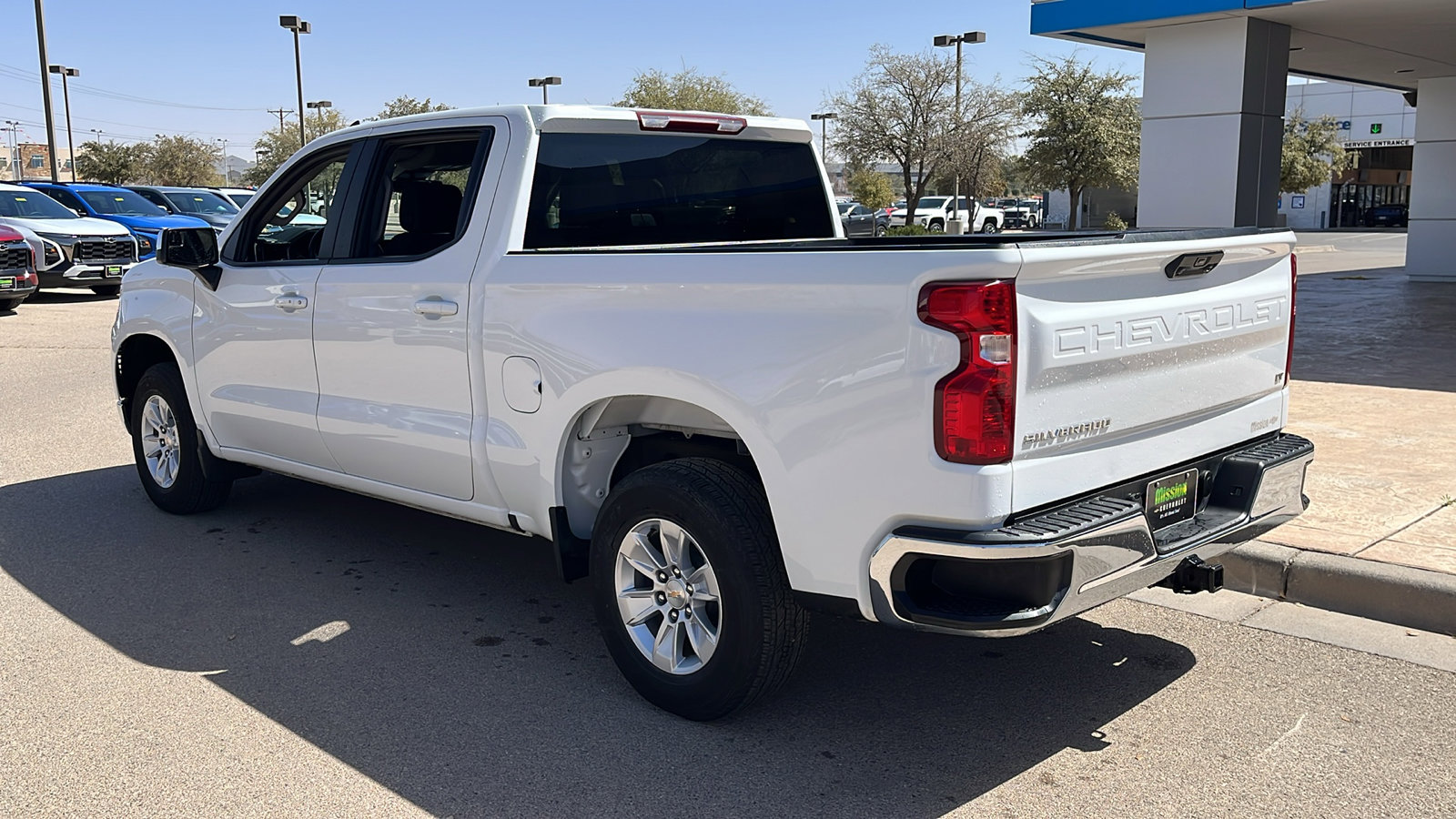 Used 2025 Chevrolet Silverado 1500 LT image 6