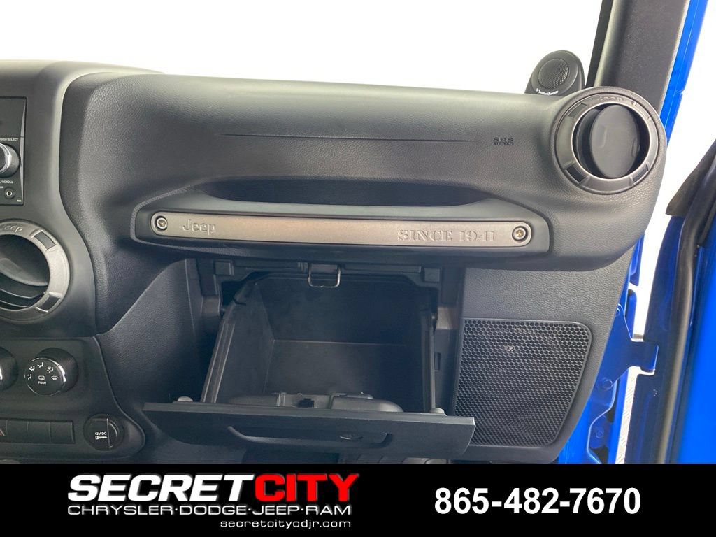 Used 2012 Jeep Wrangler Sport AWD/4WD image 29