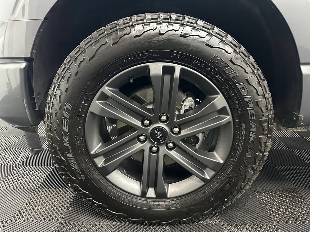Used 2023 Ford F150 Lariat w/ Equipment Group 502A High AWD/4WD image 39