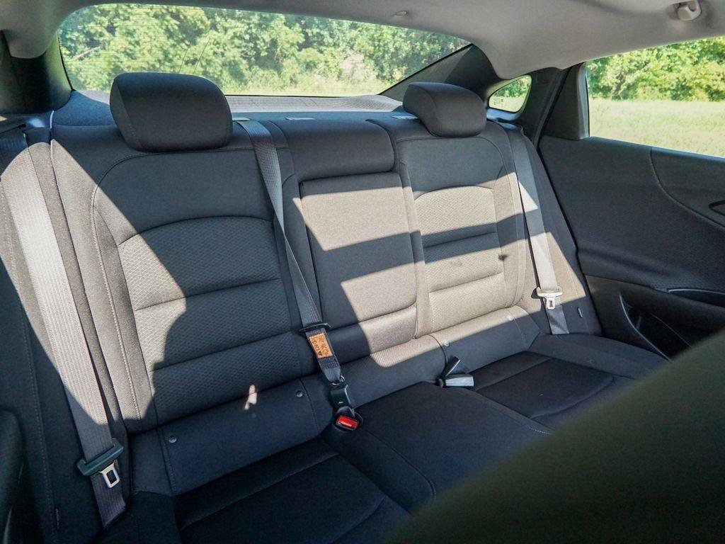 Used 2023 Chevrolet Malibu LT w/ Driver Confidence Package FWD image 30
