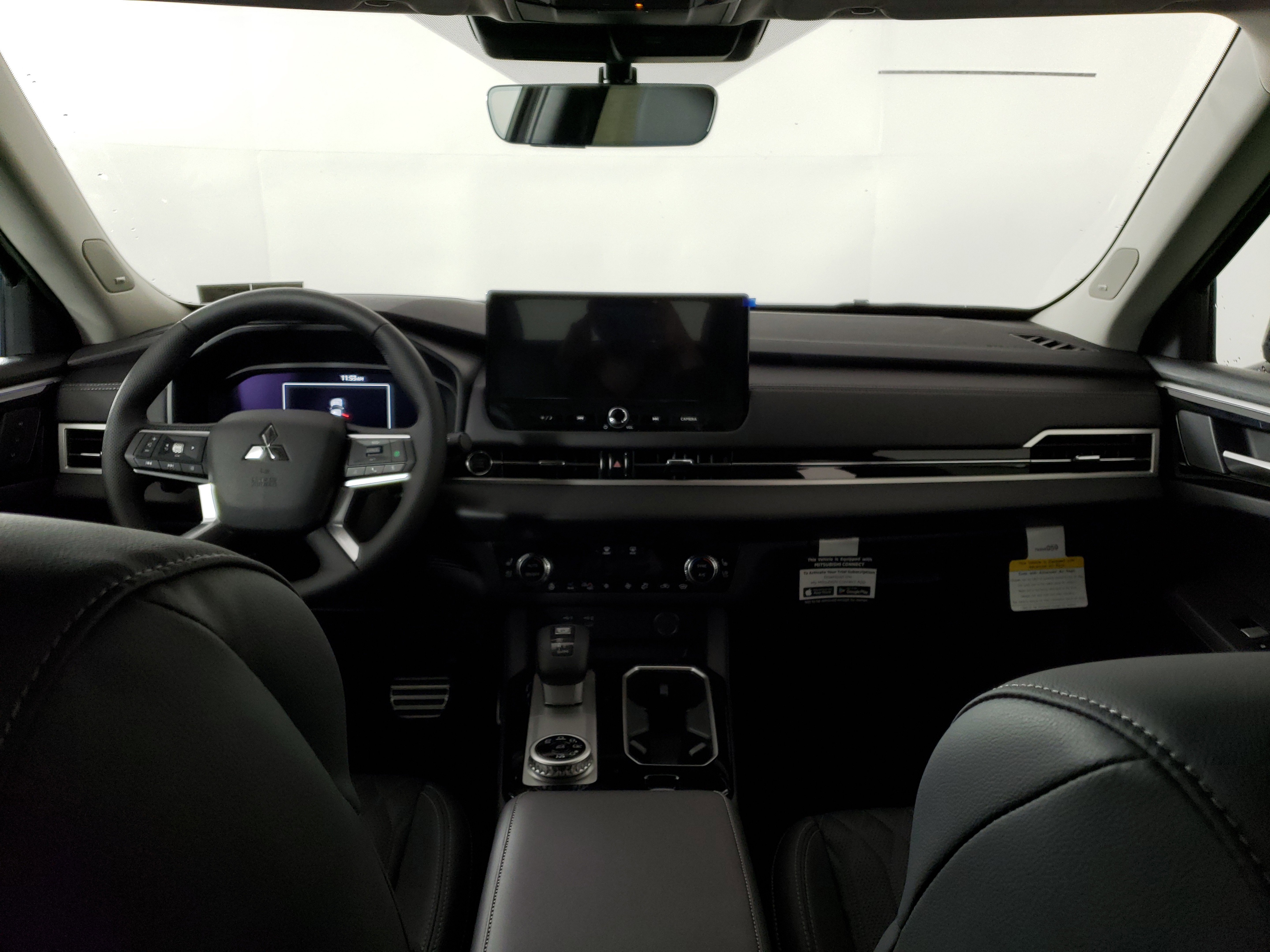 New 2025 Mitsubishi Outlander SEL image 15