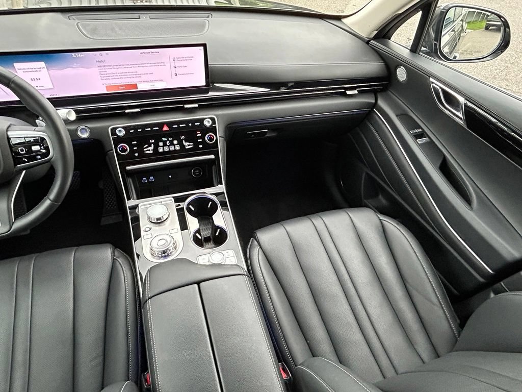 Used 2025 Genesis GV80 2.5T Standard AWD/4WD image 11