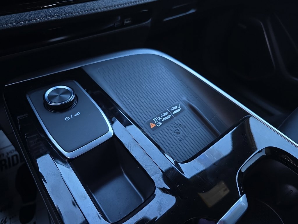 Used 2025 Buick Enclave Preferred image 20