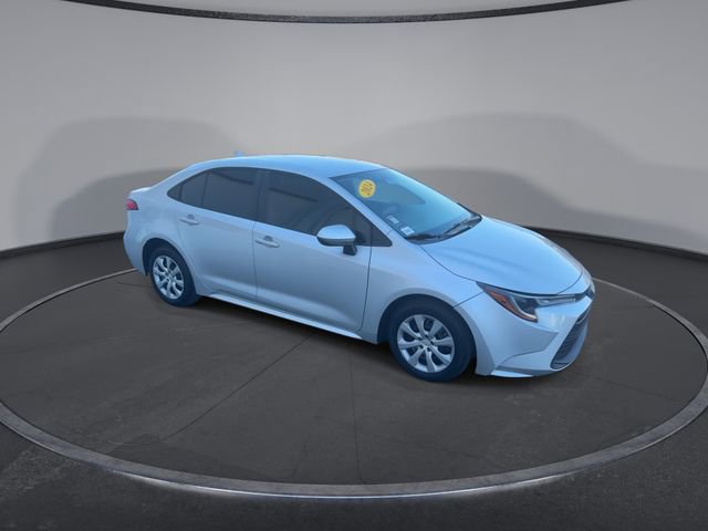 Used 2024 Toyota Corolla LE FWD image 3
