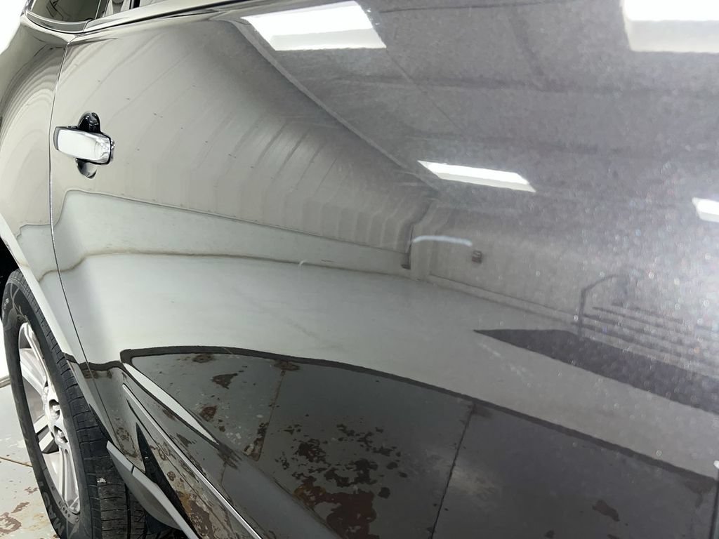 Used 2017 Chevrolet Traverse LT FWD image 32