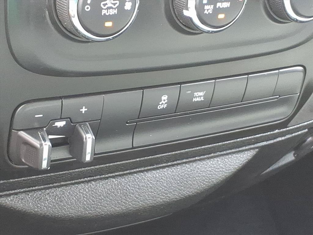 Used 2019 RAM 1500 Express w/ Express Value Package AWD/4WD image 30