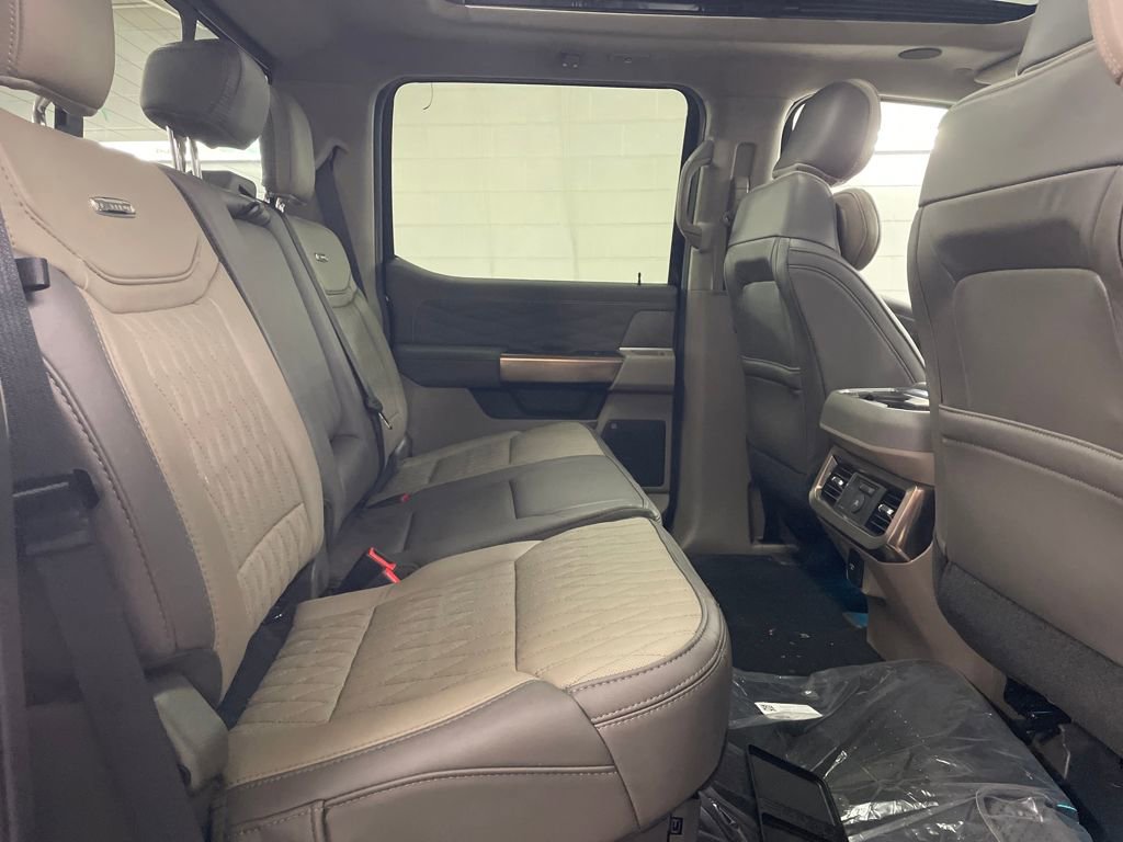 New 2026 Ford F250 Platinum image 29