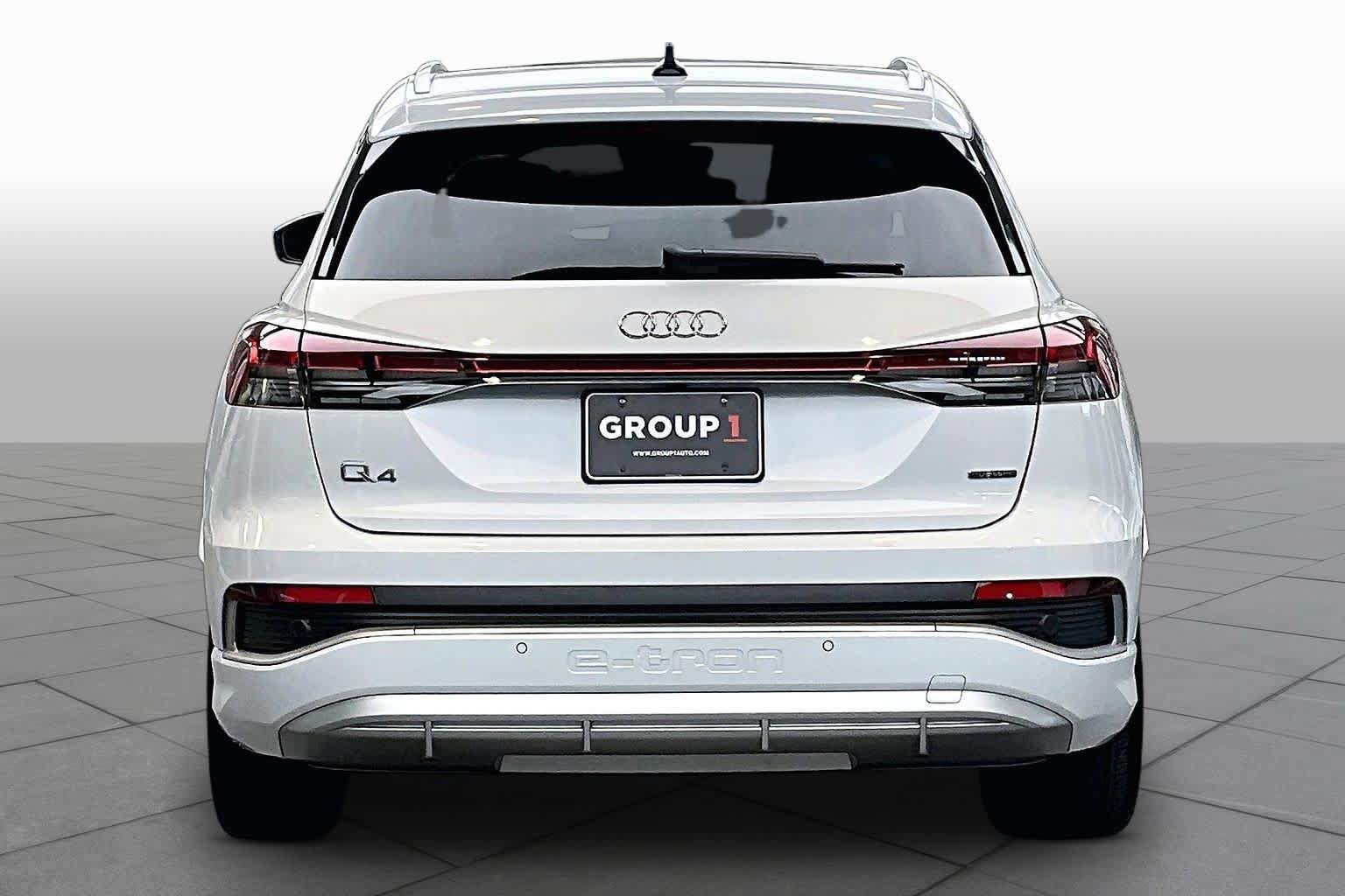 Used 2024 Audi Q4 e-tron Prestige AWD/4WD image 4