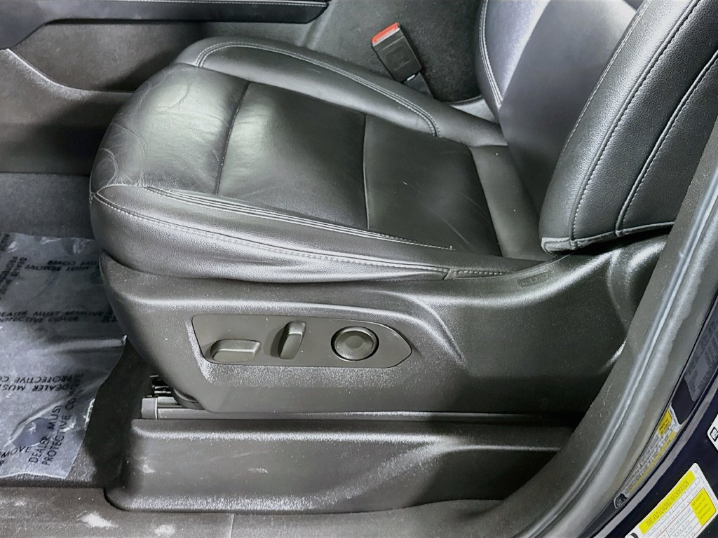 Used 2021 Chevrolet Suburban LT AWD/4WD image 24