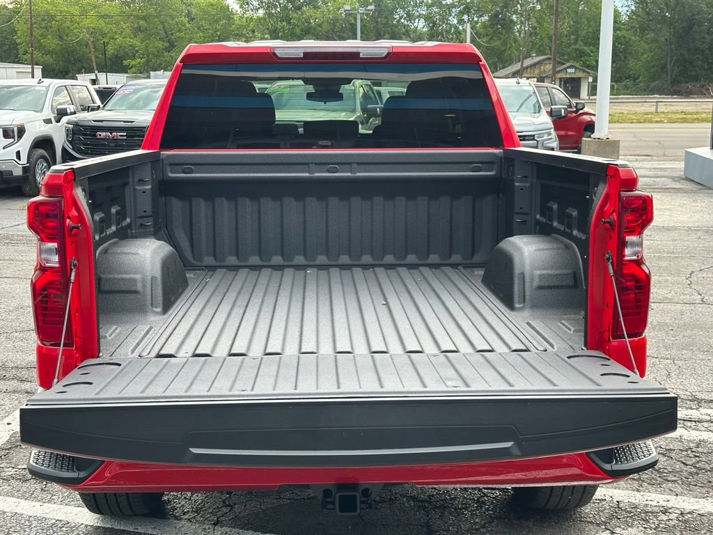 New 2026 Chevrolet Silverado 1500 Custom RWD image 6