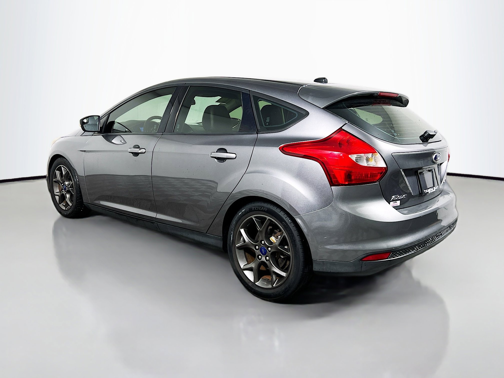Used 2014 Ford Focus SE w/ Equipment Group 201A image 8