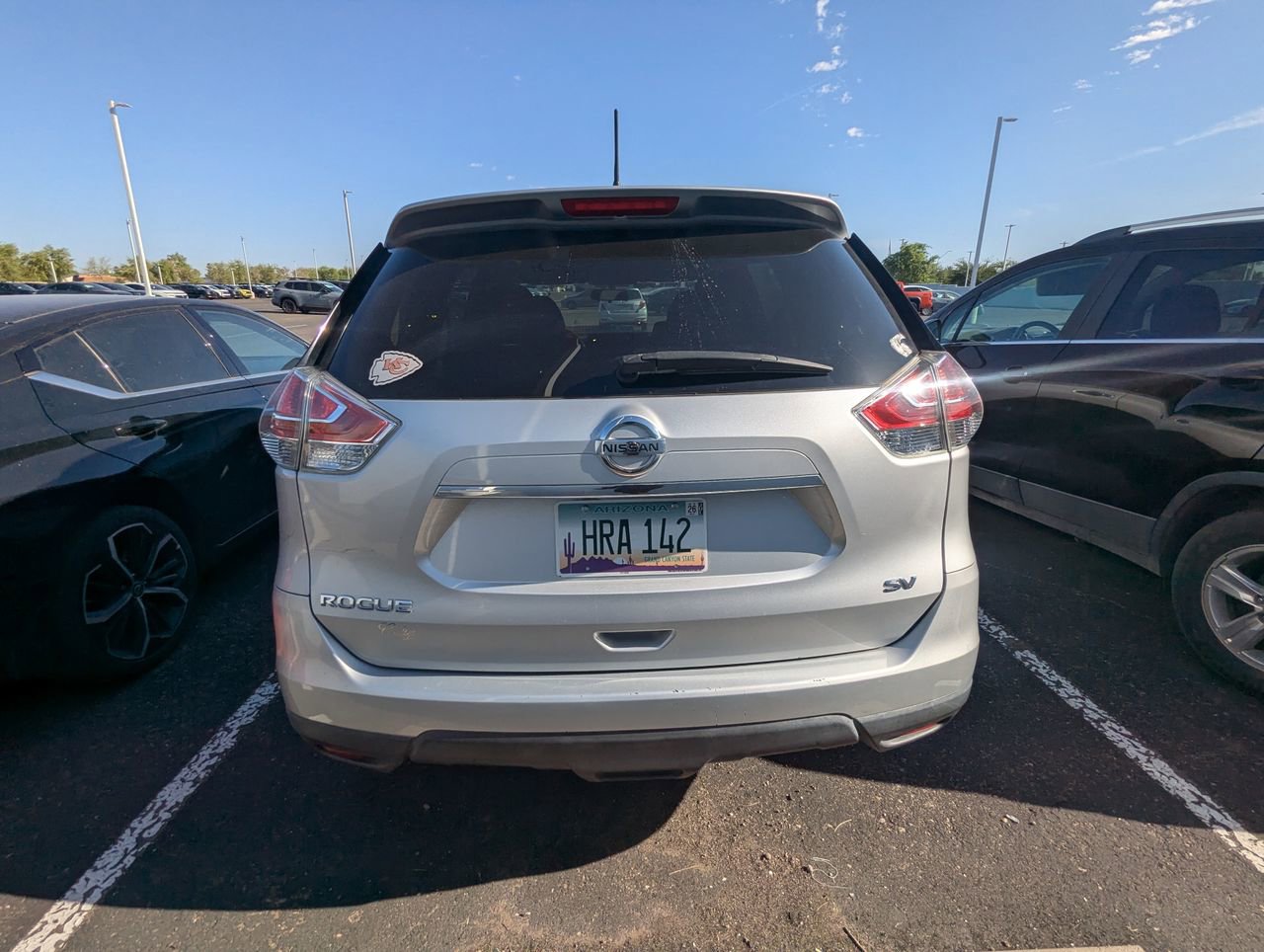 Used 2015 Nissan Rogue SV w/ SV Premium Package image 6