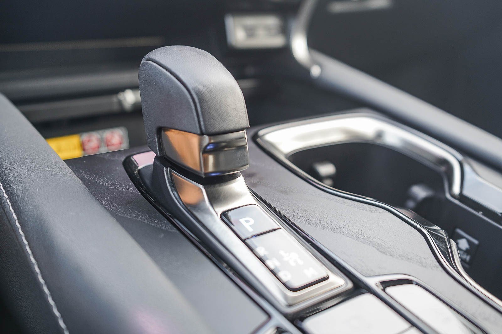 Used 2025 Lexus RX 350 Premium w/ Accessory Package (Z1) FWD image 24