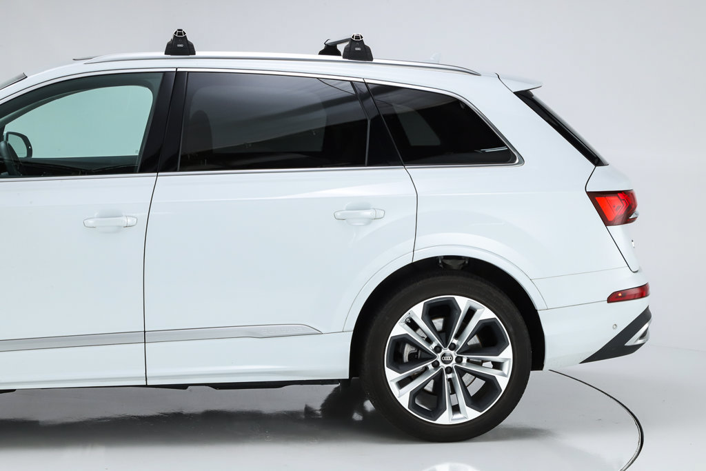 Used 2023 Audi Q7 3.0T Prestige AWD/4WD image 8