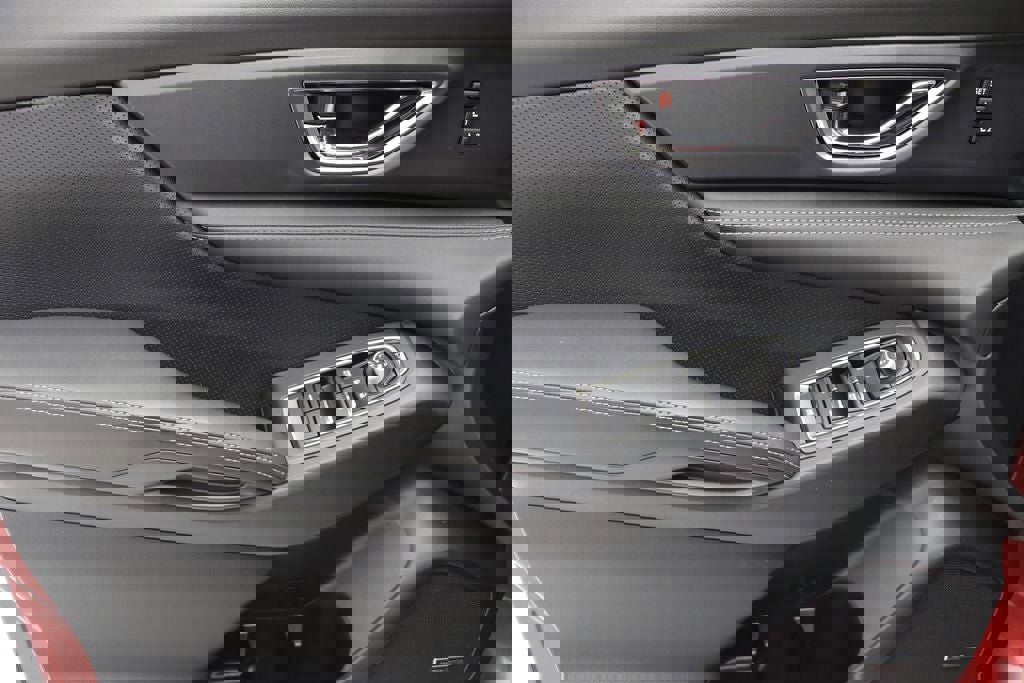 Used 2023 Subaru Ascent Limited w/ Technology Package image 15