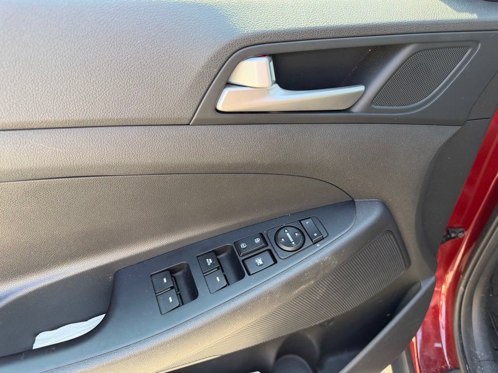 Used 2020 Hyundai Tucson Value AWD/4WD image 22