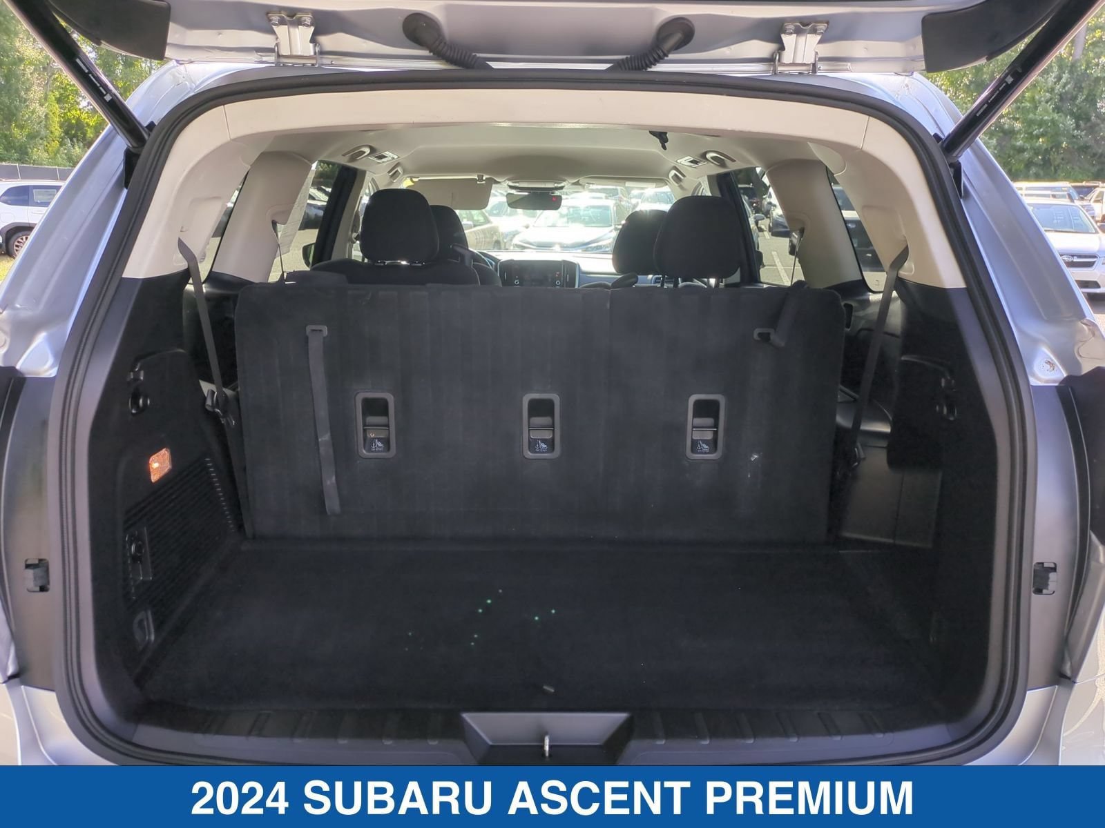 Certified 2024 Subaru Ascent Premium w/ Convenience Package AWD/4WD image 33