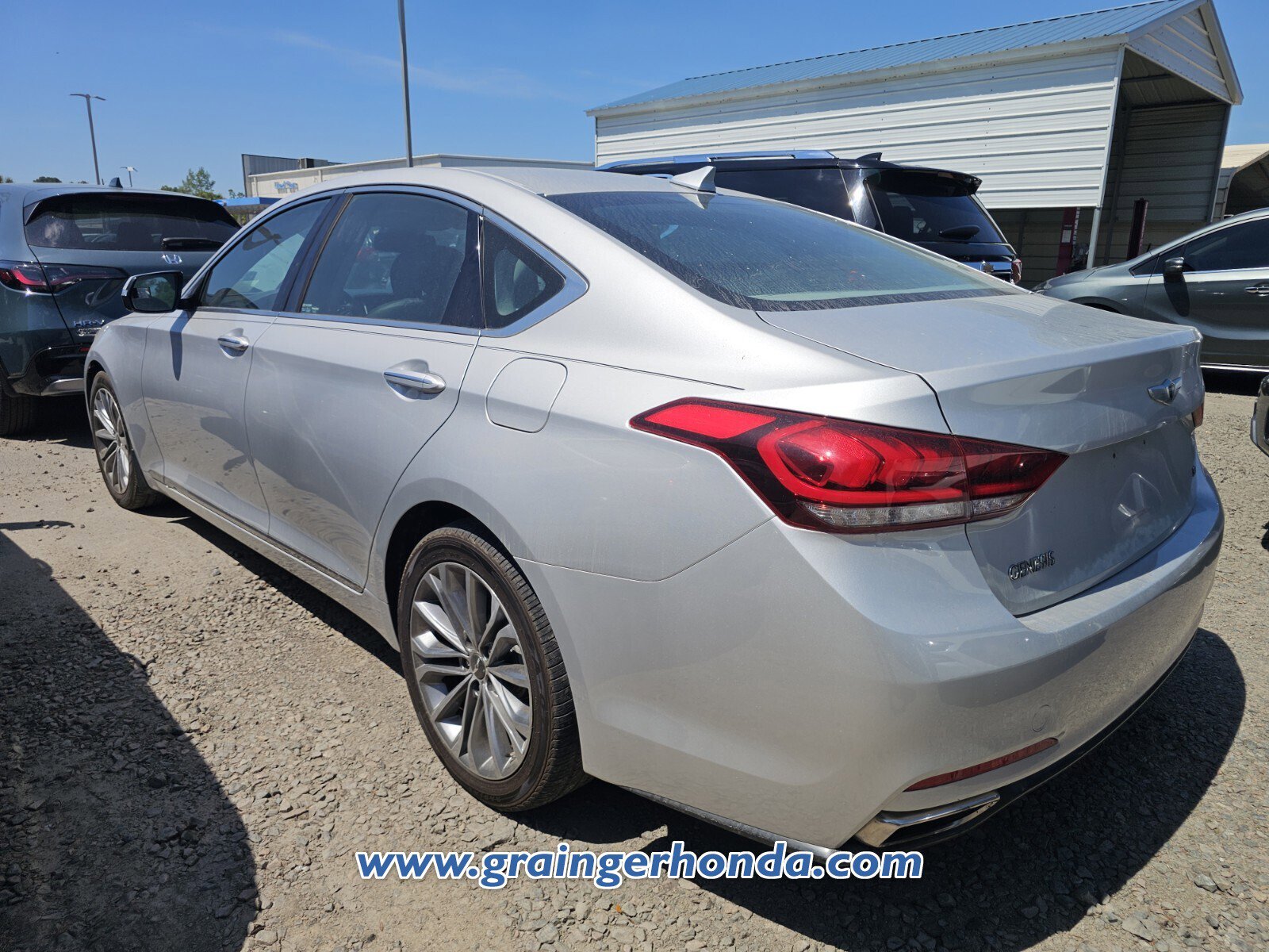 Used 2016 Hyundai Genesis 3.8 image 8