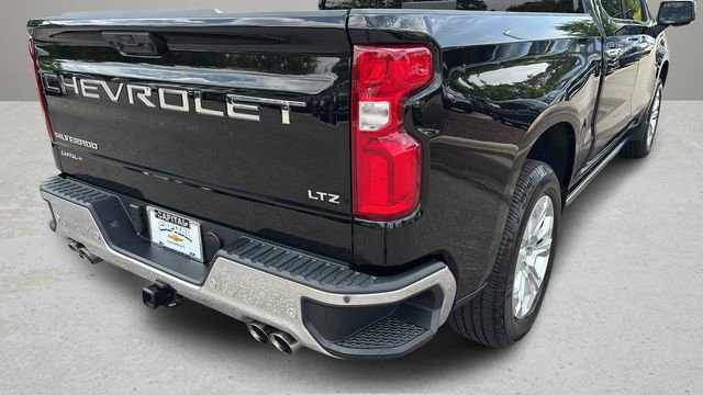 Used 2023 Chevrolet Silverado 1500 LTZ w/ LTZ Premium Package AWD/4WD image 37
