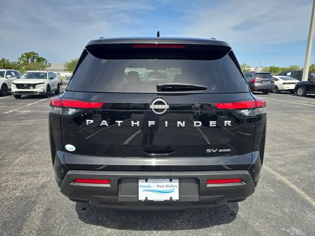 Certified 2024 Nissan Pathfinder SV AWD/4WD image 4