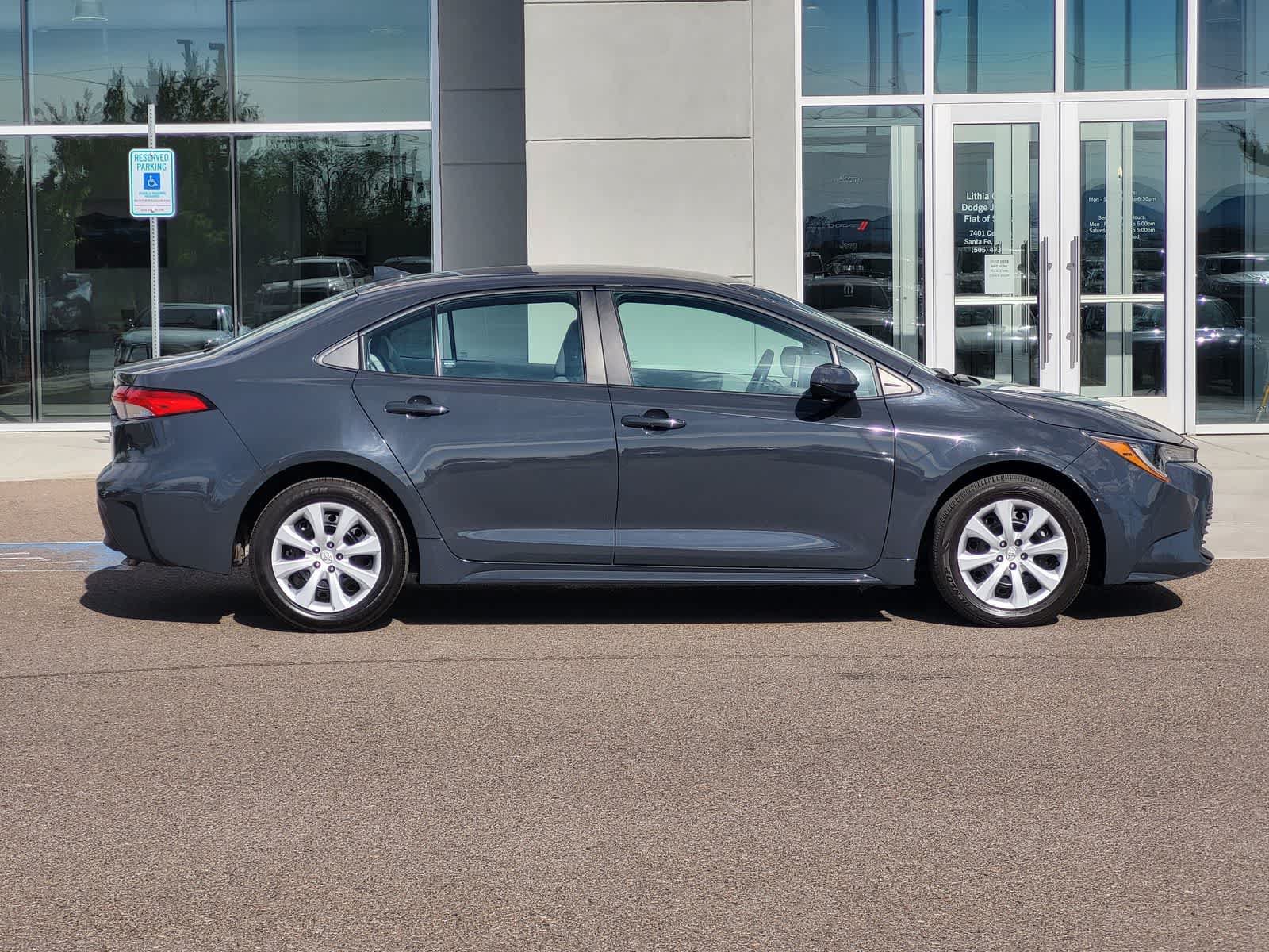 Used 2024 Toyota Corolla LE FWD image 4
