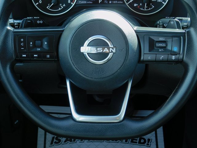 Used 2024 Nissan Rogue SV image 15