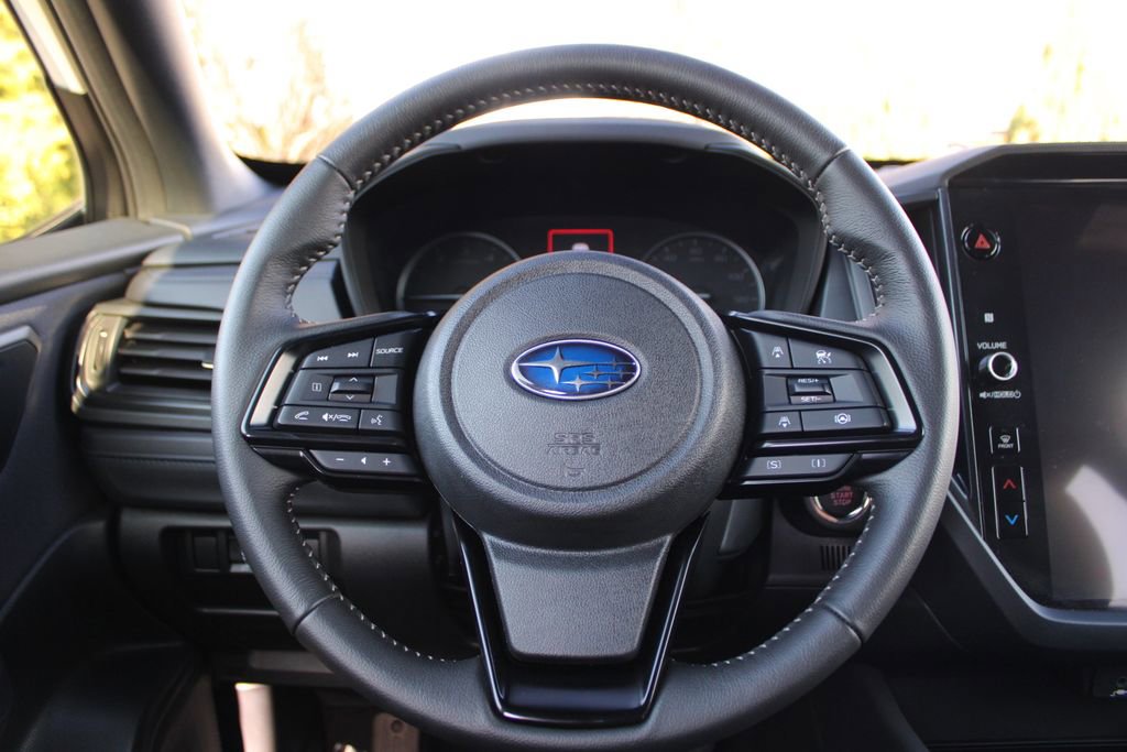 Used 2025 Subaru Forester Premium AWD/4WD image 16