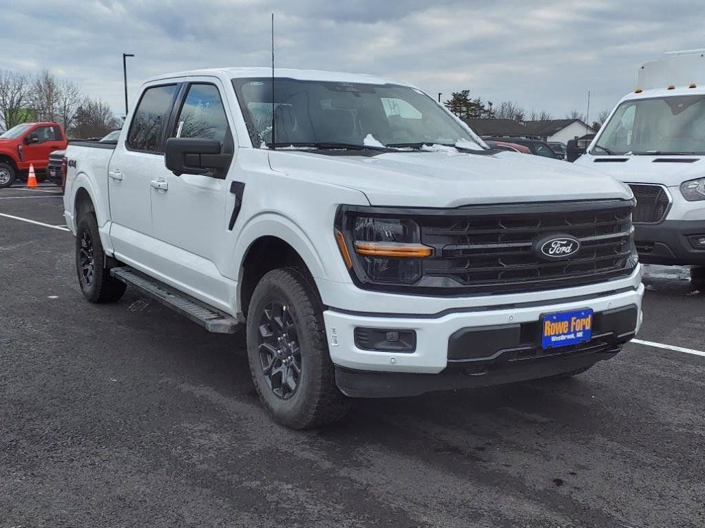 New 2025 Ford F150 XLT w/ Equipment Group 302A MID image 1