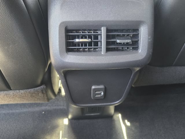 Used 2022 Chevrolet Equinox RS w/ Infotainment Package FWD image 15