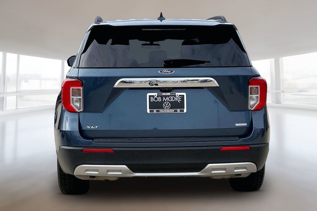 Used 2020 Ford Explorer XLT w/ Equipment Group 202A image 4