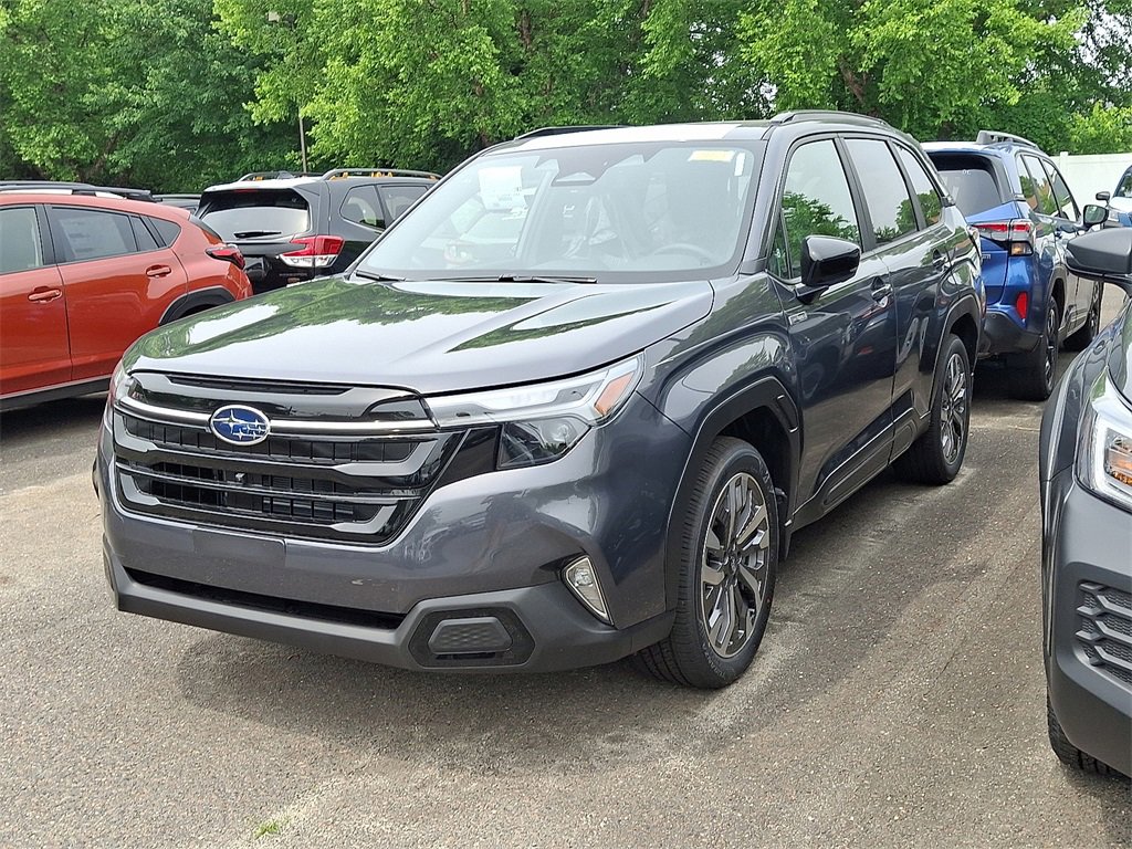New 2025 Subaru Forester Touring image 3
