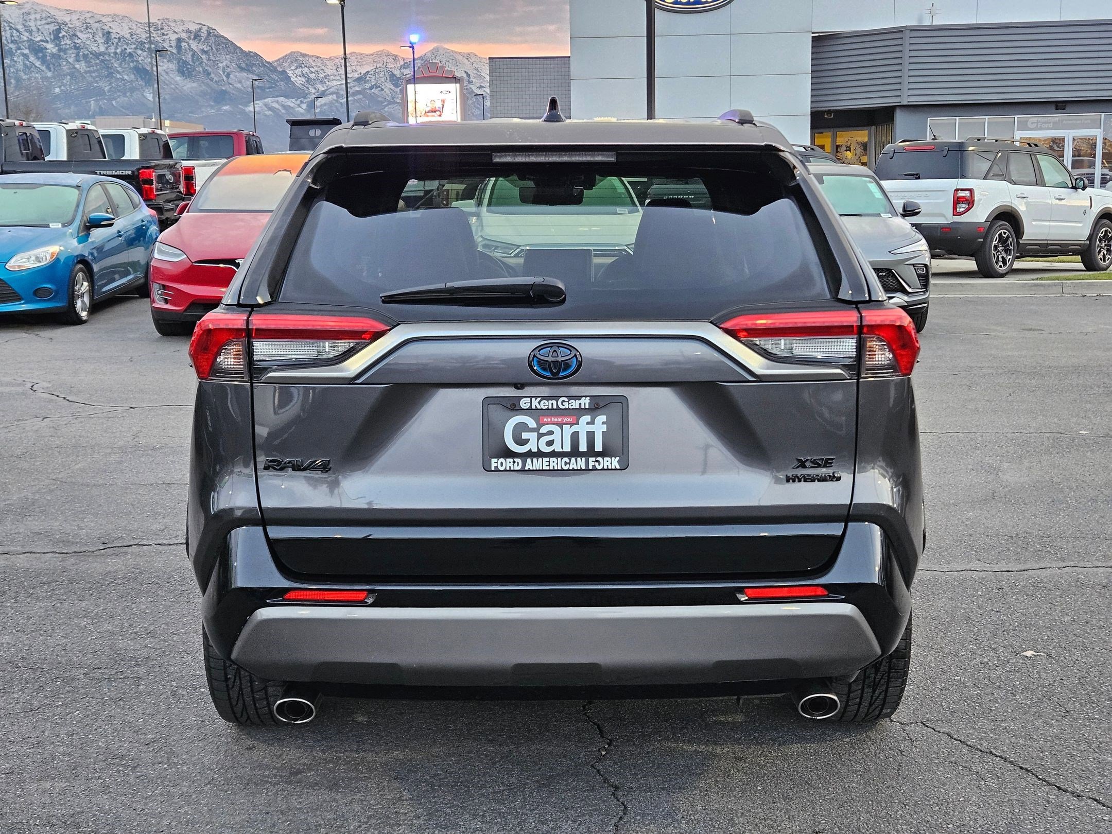 Used 2021 Toyota RAV4 XSE w/ XSE Grade Weather Package image 7