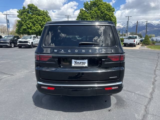 Used 2024 Jeep Wagoneer L Series II w/ Flexible Seating Group AWD/4WD image 6