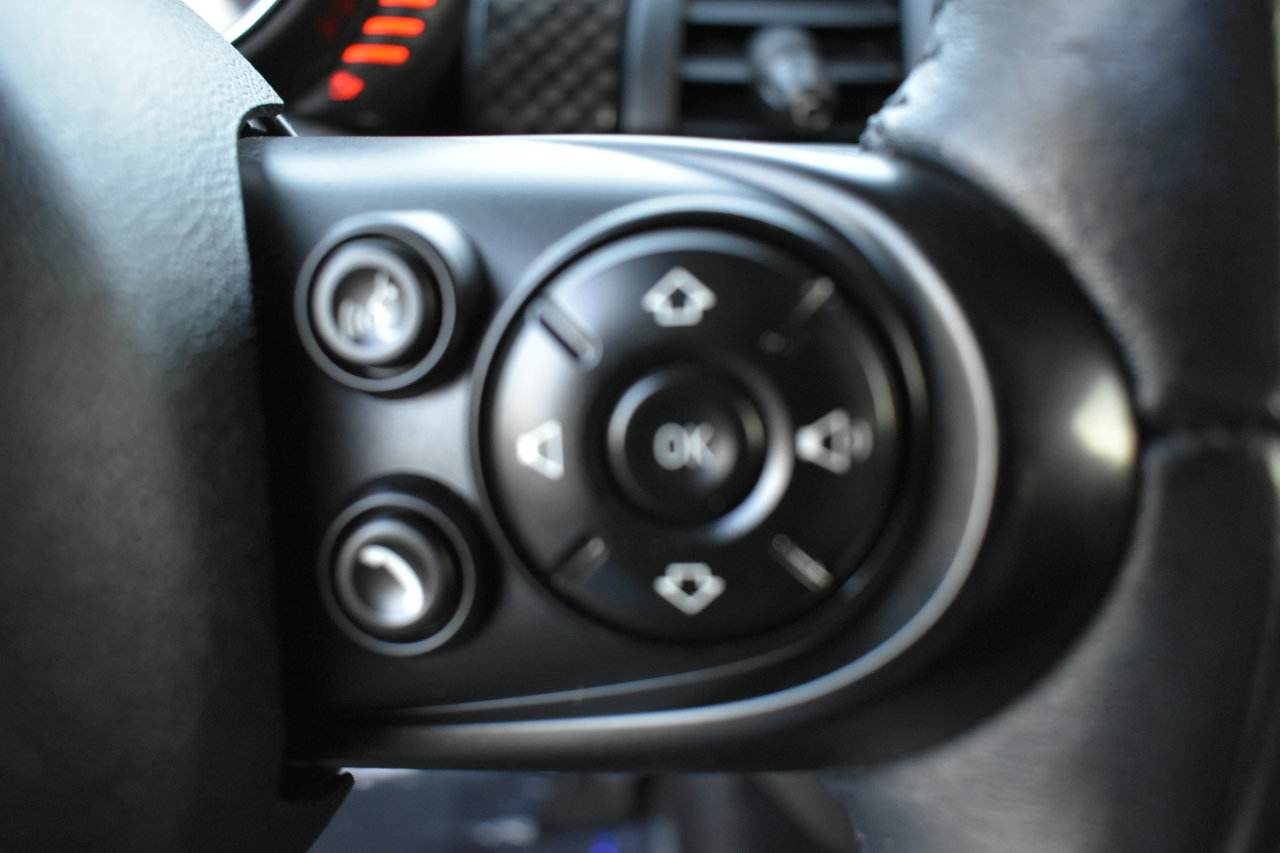 Used 2015 MINI Cooper S image 15