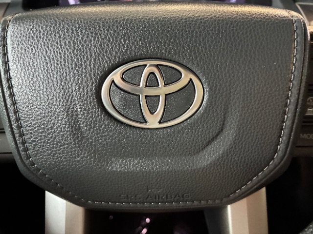 Used 2024 Toyota Tacoma TRD Sport AWD/4WD image 20